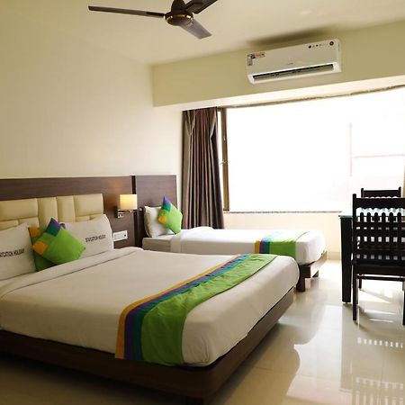 Staycation Holiday Navi Mumbai Exterior photo