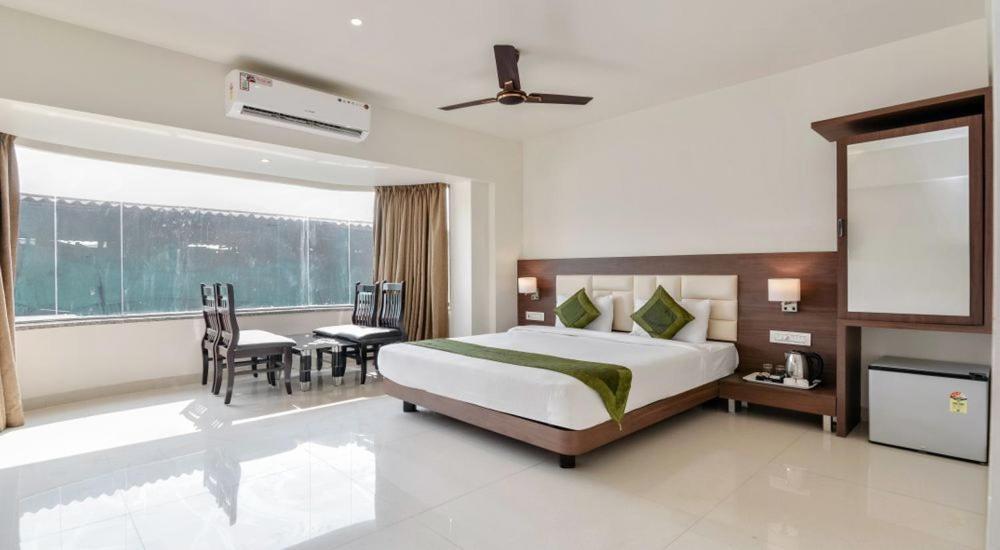 Staycation Holiday Navi Mumbai Exterior photo