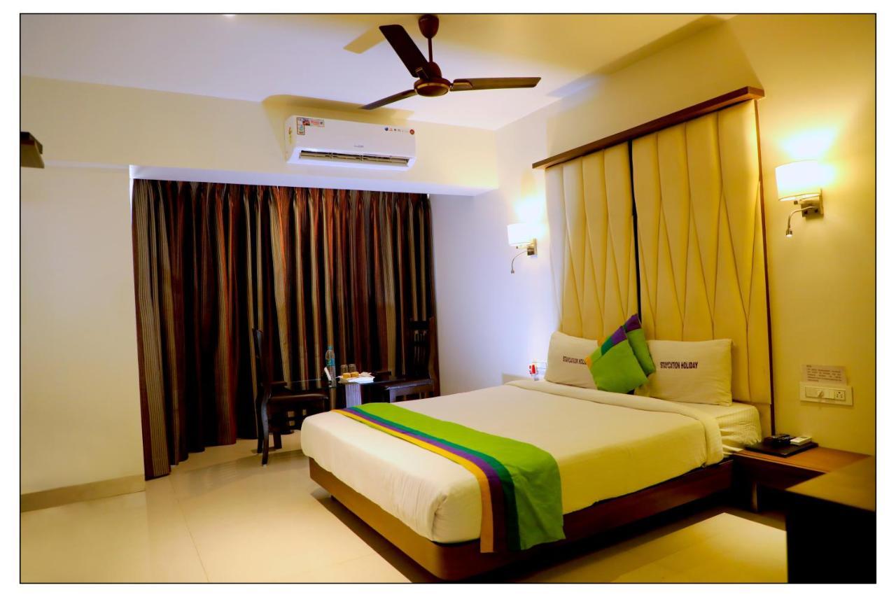 Staycation Holiday Navi Mumbai Exterior photo